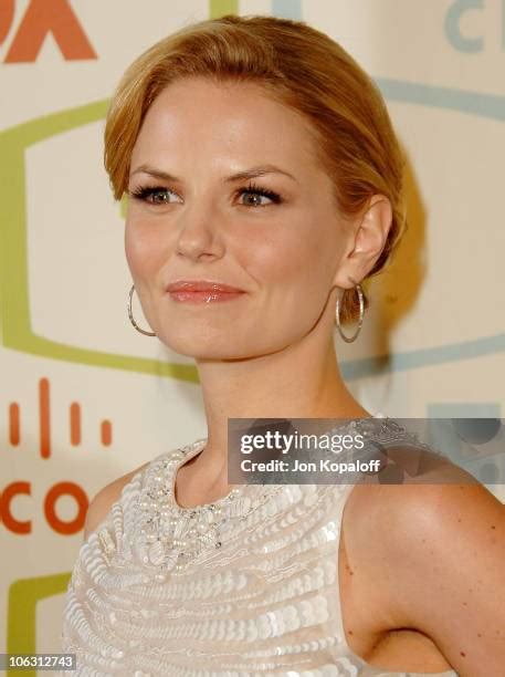 13,690 Jennifer Morrison Photos & High